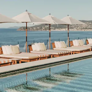 Lily Of The Valley Hotell